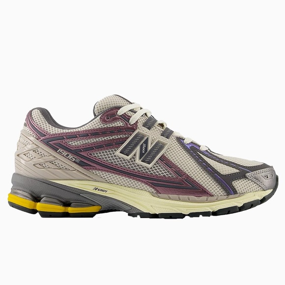 New Balance 1906R Men's Women's M1906RRA Licorice Lifestyle